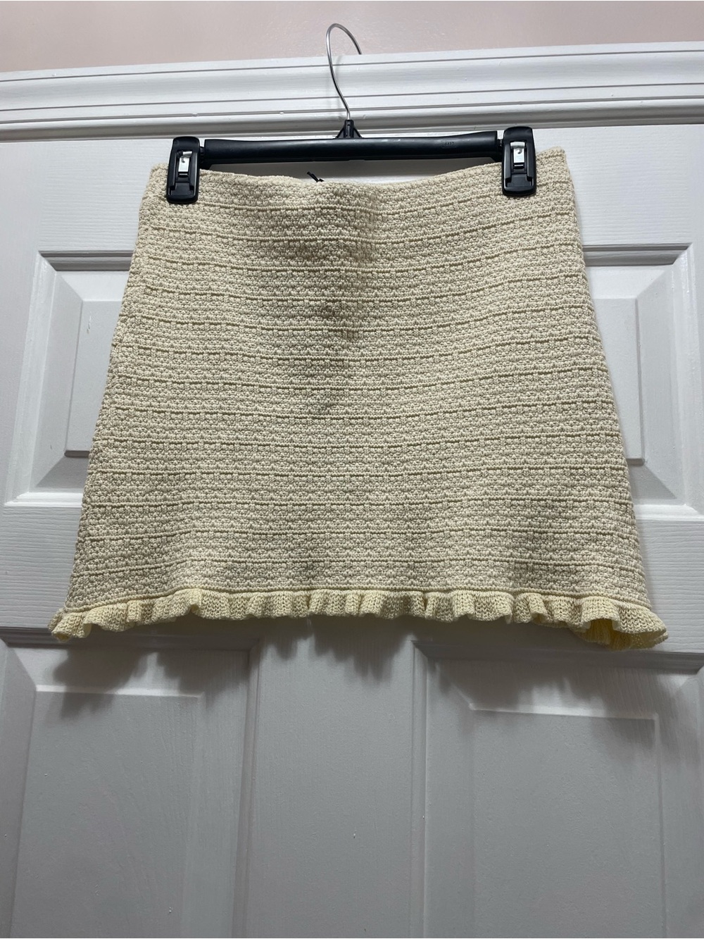 Zara Cream Textured Knit Mini Skirt with Ruffle Hem